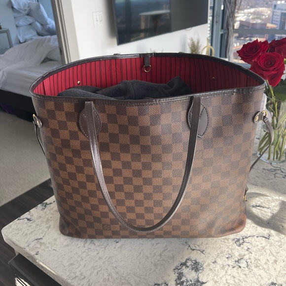 Louis Vuitton Neverfull Damier Ebene GM in EUC - Picture 2 of 2